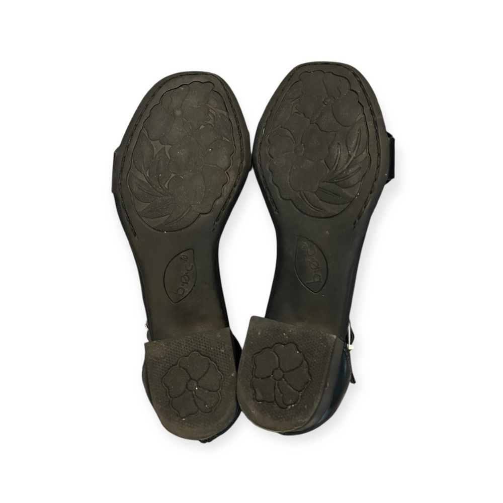 b.o.c. Holly Black Scalloped Ankle Strap Sandals - Picture 4 of 8